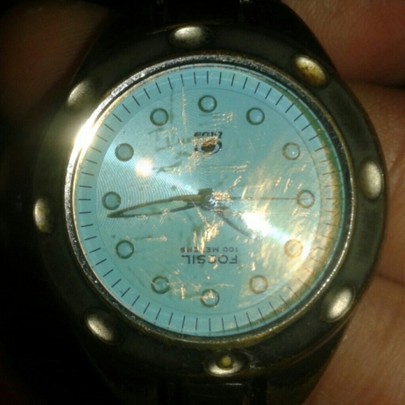 SALE Fossil Blue watch face changes colors blue and yellow face switching colors - Picture 1 of 8